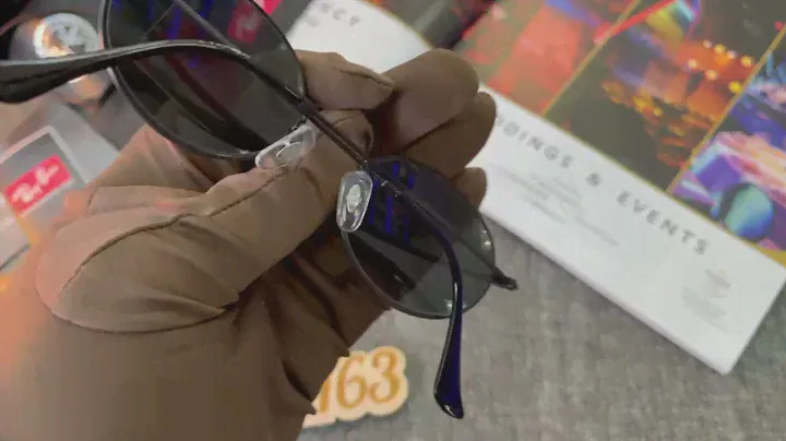Ray-Ban Oval